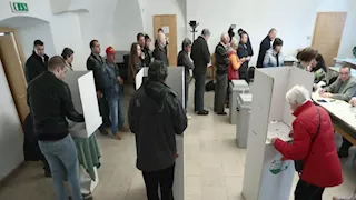 المعارضة المجرية تكشف عن مرشحيها قبل انتخابات إبريل