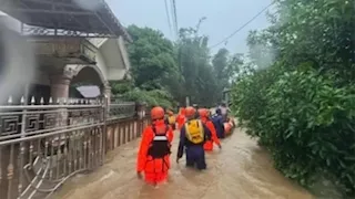 ارتفاع حصيلة قتلى الفيضانات والانهيارات الطينية في سريلانكا إلى 123