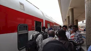  قرار جديد من السكة الحديد بشأن حجز تذاكر القطارات المكيفة 