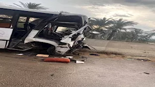 "عربية طوب دخلت في الباص".. 21 مصابًا بحادث تصادم بالبحيرة (صور)