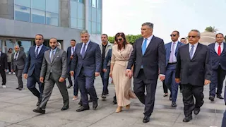 من المكتبة إلى قلعة قايتباي.. كواليس زيارة رئيس كرواتيا للإسكندرية - صور