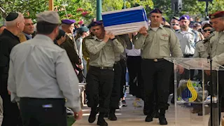 مكتب نتنياهو: الرفات الذي تسلمناه من قطاع غزة يخص التايلاندي رينثلاك