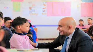 خلال جولة مفاجئة.. وزير التعليم يتفقد 6 مدارس بدمياط- صور