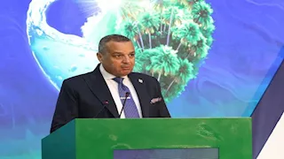 محافظ جنوب سيناء يكشف عن مشروع استراتيجي لإنتاج الهيدروجين الأخضر