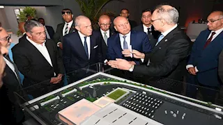 "المنصور" تدشن مصنع ماك لتصنيع وسائل النقل باستثمارات 7.5 مليار جنيه