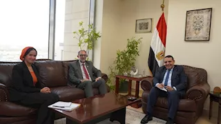 رئيسا "سلامة الغذاء" و"التمثيل التجاري" يبحثان دعم الصادرات الغذائية