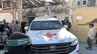 إسرائيل تسلم جثامين 15 فلسطينيا ضمن صفقة التبادل