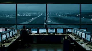 أمريكا.. إلغاء نحو 1900 رحلة جوية بسبب نقص موظفي المراقبة