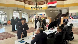 لليوم الثاني.. المصريون بالخارج يواصلون التصويت بانتخابات النواب 2025