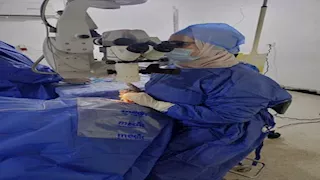 في جراحة عاجلة.. فريق طبي بالمنصورة ينقذ سيدة من فقدان البصر (صور)