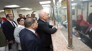 بالصور.. محافظ القاهرة يتفقد المركز التكنولوجي النموذجي بعين شمس