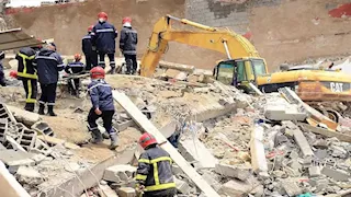 المغرب: ارتفاع ضحايا انهيار بنايتين  في مدينة فاس إلى 22 قتيلا و16 مصابا