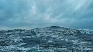 بعد تأثيرها على قبرص واليونان.. هل تتأثر مصر بـ"العاصفة بايرون"؟