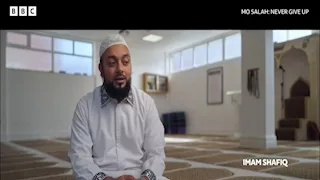 إمام مسجد ليفربول يكشف: "محمد صلاح كان يصلي دون أن يزعجه أحد"