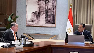 مدبولي يبحث الشراكة مع شركة "بلومبرج جرين"