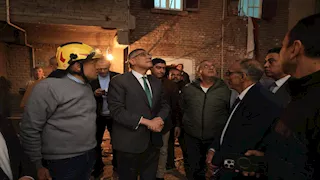 محافظ الجيزة من حادث "انفجار إمبابة": اللجنة الهندسية توصي بتخفيف أحمال العقار 