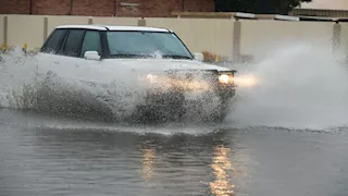   بسبب الطقس.. تعطيل الدراسة في جميع مدارس الكويت