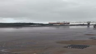 بالصور- هطول أمطار على الإسكندرية.. والرياح تصل إلى 18 كم/ساعة 