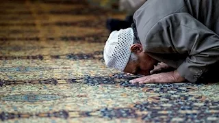 موعد أذان وصلاة المغرب اليوم السبت 13 ديسمبر.. ودعاء بعد ختم الصلاة