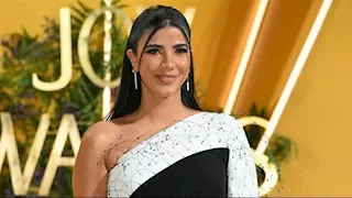 ريم سامي بفستان جريء.. إليك تفاصيل اللوك