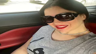 "أحلى عروسة ".. مي عز الدين تخطف الأنظار من أحدث ظهور