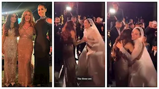 أصغر من العروسة.. رقص زوجة هنيدي من حفل زفاف ابنتها فريدة