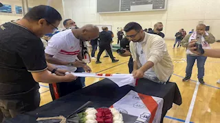 "لا يا ميسي هقول على طريقة شيكابالا".. رابطة مشجعي الزمالك في قطر تكرّم "الأباتشي"