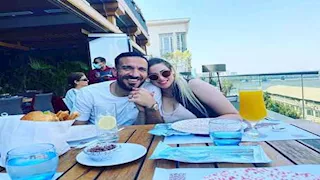 "وش السعد".. 25 صورة وأبرز المعلومات عن زوجة علي معلول