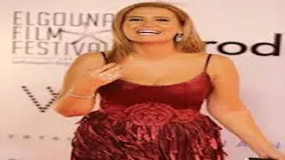 هنا شيحة بإطلالة جريئة.. لماذا اختارت اللون الأحمر؟