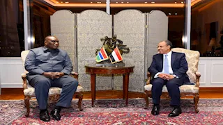 وزير الخارجية يلتقي وزير خارجية جامبيا لبحث سبل تعزيز العلاقات الثنائية