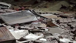 بعد إصابة 4 أشخاص.. الحماية المدنية تواصل رفع أنقاض منزل المنيا المنهار 