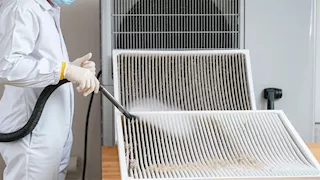 تلتقط 99.7% من الجسيمات.. كيف تعمل فلاتر الهواء للتكييف المركزي؟