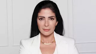 "أفتقدك كثيرًا".. رسالة مؤثرة من منى زكي لوالدها الراحل