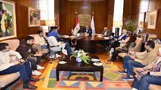 اجتماع تحضيري لبحث استعدادات احتفالية اليوبيل الذهبي لجامعة حلوان