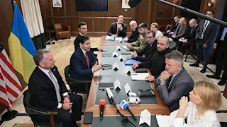 مسؤول أوكراني: محادثات السلام مع أمريكا تتقدم بشكل بناء في فلوريدا