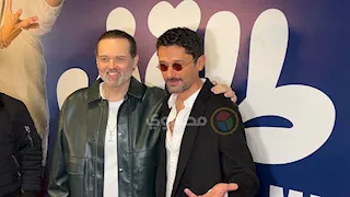 كريم محمود عبدالعزيز يصل العرض الخاص لفيلم طلقني