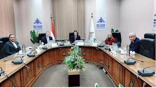 رئيس جامعة بنها يترأس لجنة اختيار عميد كلية علوم الرياضة 