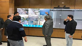 بالعين الإلكترونية.. محافظ الدقهلية يراقب شوارع المنصورة (صور)