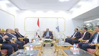 محافظ قنا يستقبل وفد وزارة العدل لمتابعة تطوير مكاتب الشهر العقاري