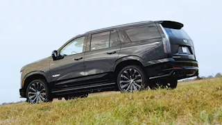 تخيل أنك تقود 1000 حصان بنفس الوقت.. هذا ما فعلته هينيسي في كاديلاك اسكاليد