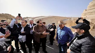 زاهي حواس من الأهرامات: "لا أساس للمدينة المفقودة"