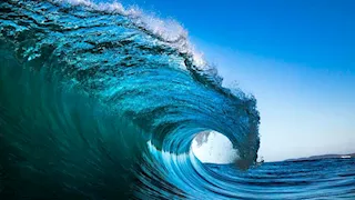 تسونامي من الفضاء.. قمر صناعي يكشف تفصيليا عن سلوك غير متوقع "صور"