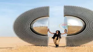 صور مذهلة.. 10 فنانين عالميين يغيرون مشهد الأهرامات في "الأبد هو الآن"