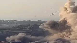 إسرائيل تشن غارات جوية على جنوبي لبنان.. فيديو وصور 