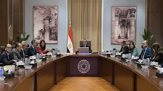 "متحدث الوزراء": الحكومة تلتزم بتبنّي سياسات اقتصادية طويلة الأجل