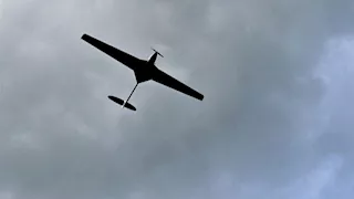 طائرات مسيّرة مجهولة تحلّق فوق قاعدة الغواصات النووية الفرنسية