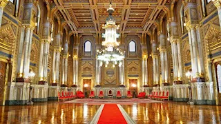 من رأس التين إلى الحرملك.. 25 صورة للقصور الملكية المصرية من الداخل والخارج