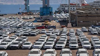 هل تستمر موجة الهبوط.. إلى أين يتجه سوق السيارات في 2026؟