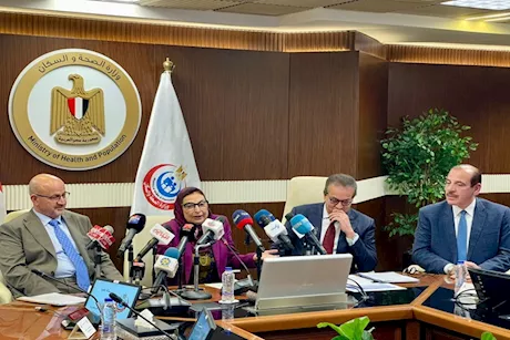 وزير الصحة: لا توجد فيروسات غامضة- والإصابات الحالية بسبب الإنفلونزا