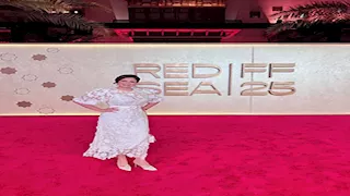 إلهام شاهين تشيد بفيلم"المجهولة" وتبرز إطلالتها في رابع أيام مهرجان البحر الأحمر (صور)